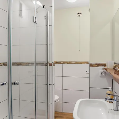Apartamento Objekt-nr 12 - - Kaiserallee